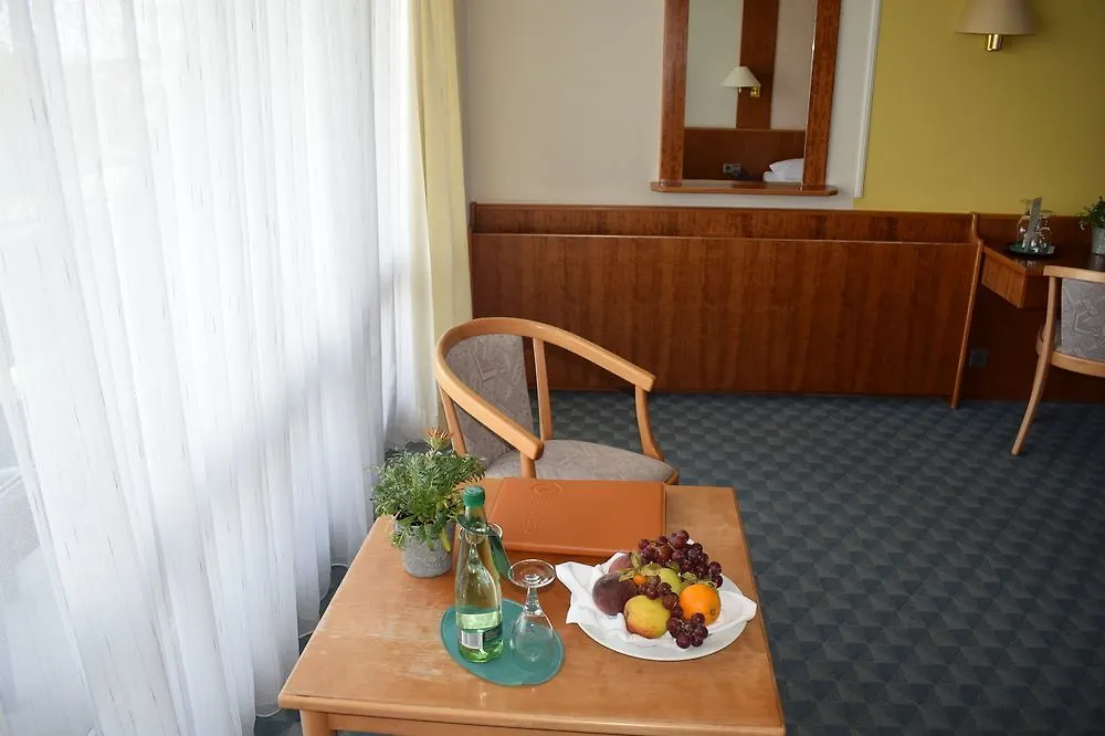 Kurhotel Bad Rodach An Der Thermenatur